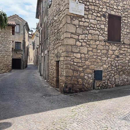 Vicovacanze Acero Lägenhet Vico nel Lazio Exteriör bild